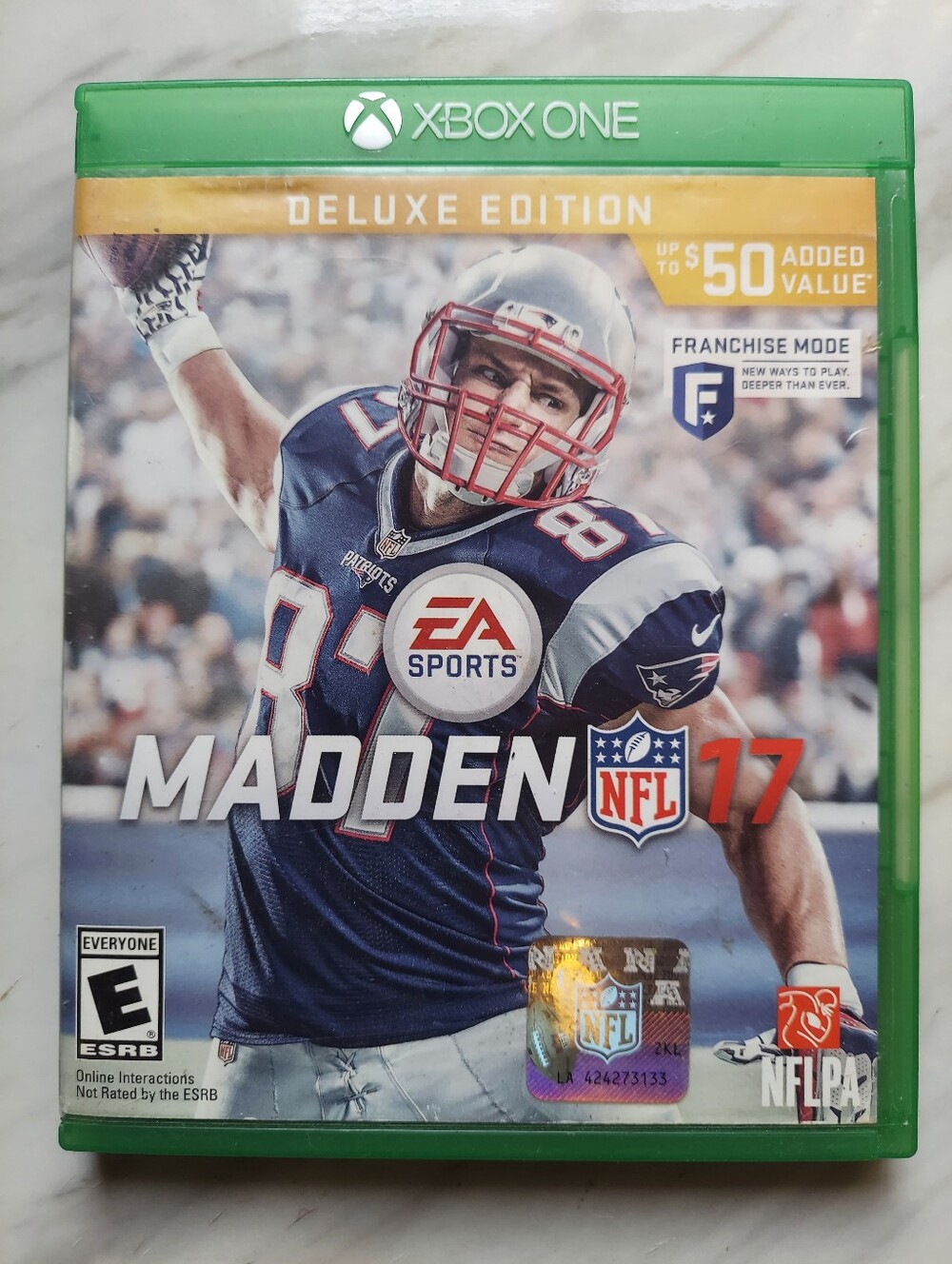 Madden NFL 17 Deluxe Edition